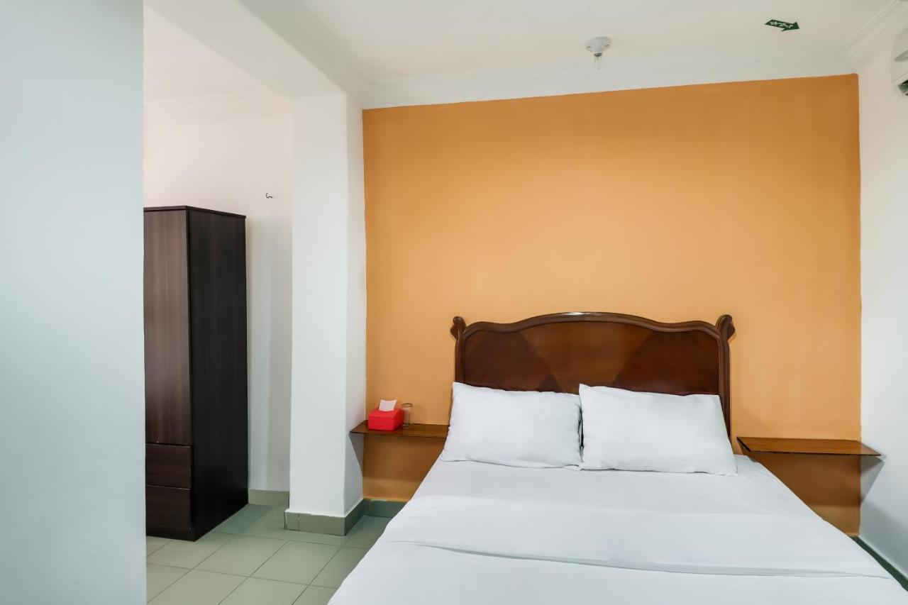 OYO 89584 Hotel Sahara Kuala Kubu Bharu Ruang foto
