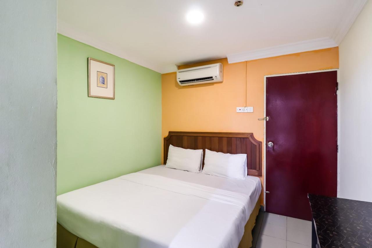 OYO 89584 Hotel Sahara Kuala Kubu Bharu Ruang foto